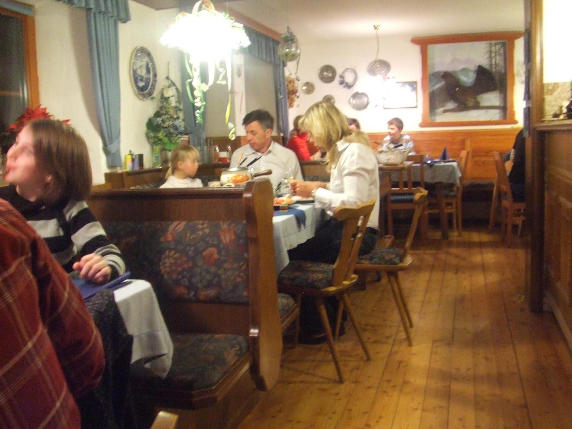 Sportbauernhof - Gasthaus Hochalmblick Krems in Kaernten Kültér fotó